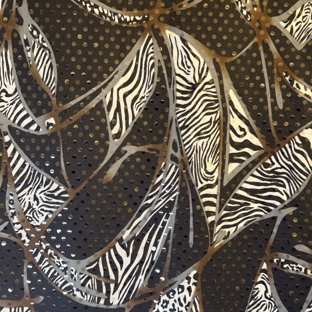 Initiatives Women’s Blouse Size M Black Brown Animal Print Short Sleeves - Picture 6 of 12